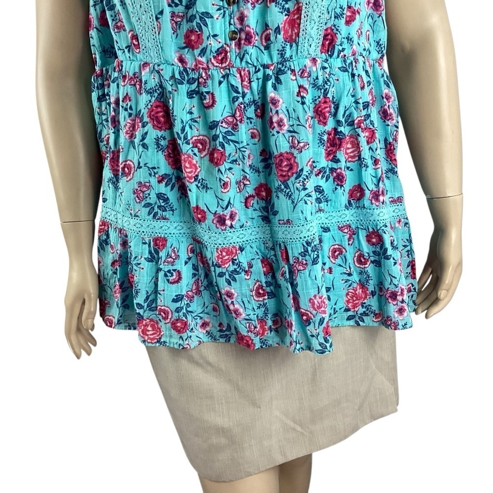 Torrid Babydoll Cotton Crochet Inset Tiered Floral Tank Top Blue 3X - Picture 3 of 7